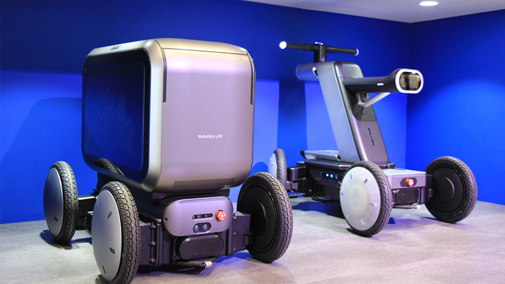 Robot MobED versión Basic en iREX 2025