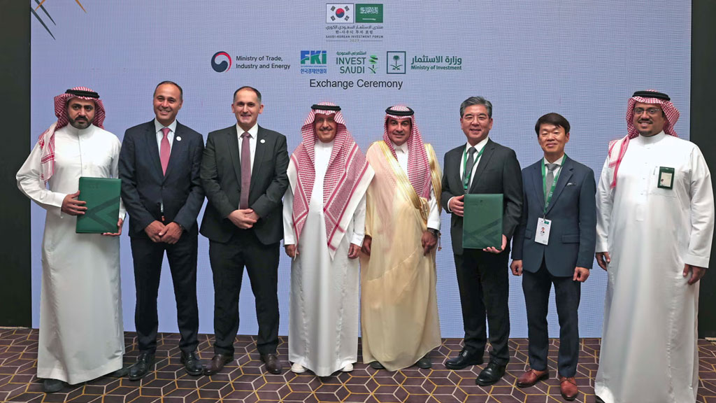 Hyundai Motor Company firmó un memorando de entendimiento (MOU) con el Instituto de Tecnología Automotriz de Corea (KATECH), Air Products Qudra (APQ) y la Compañía de Transporte Público Saudita (SAPTCO